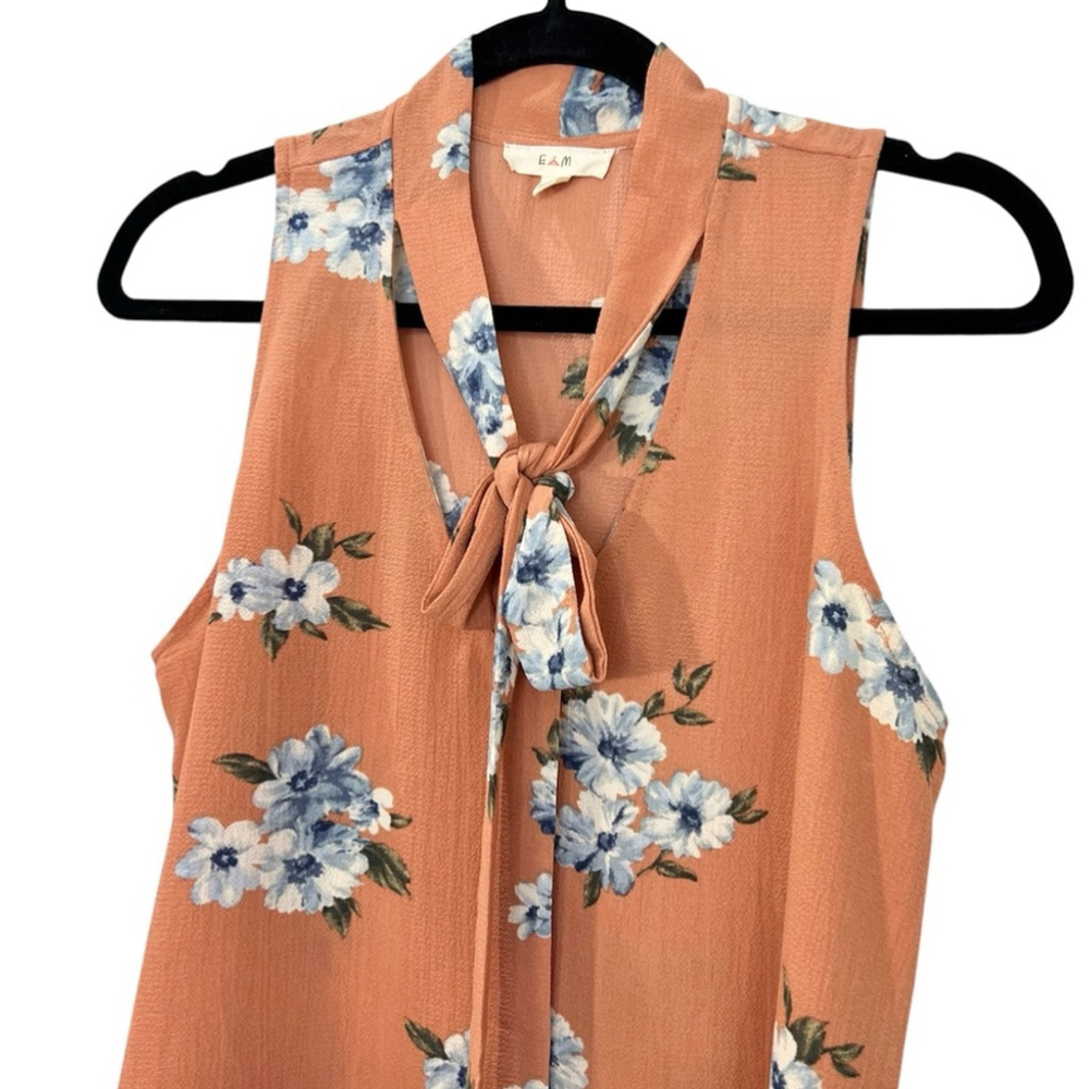 Old money romantic muted coral floral sleeveless tie neck top blouse M
